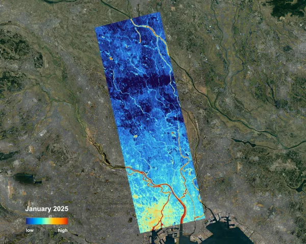 Image of Tokyo at night captured by SkyBee-1, the first satellite of a thermal imaging constellation being developed by constellr.  Credit: constellr